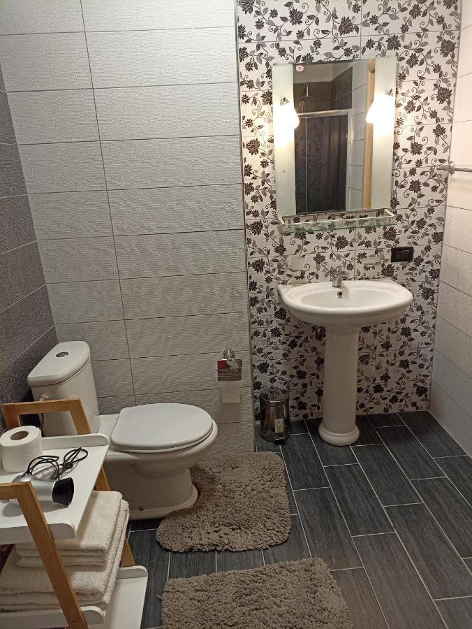 Apartment Cinco 33 Kufrujeme.cz Durrës Extérieur photo